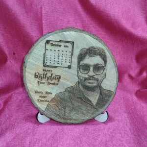 Personalized 6x6 Inch Round Shape Natural Engraved Wooden Plaque