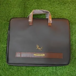 Stylish black laptop sleeve bag with protective design for laptops