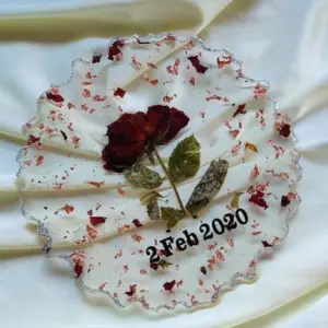8 Inch Round Agate Photo Resin Art Frame with Custom Text