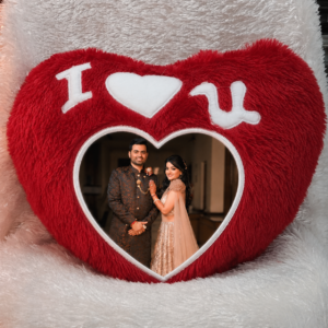 Red Heart Fur Pillow with personalized photo printing area, soft heart-shaped fur cushion, customized gift for Valentine's Day, anniversaries, weddings, birthdays, romantic occasions, and home décor.
