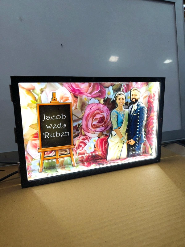 Couple with Floral Background โ Miniature LED BOX MAZ07 โ A4 Size - Image 3